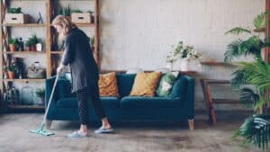 luxury vinyl plank flooring cleaning