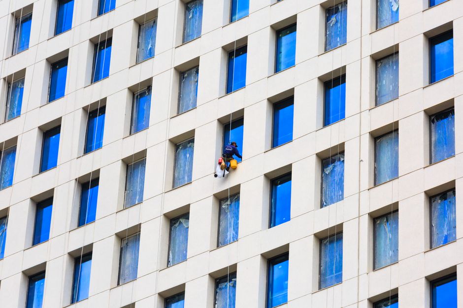 exterior window cleaning